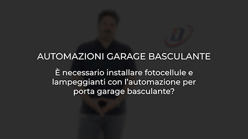 È necessario installare fotocellule e lampeggianti