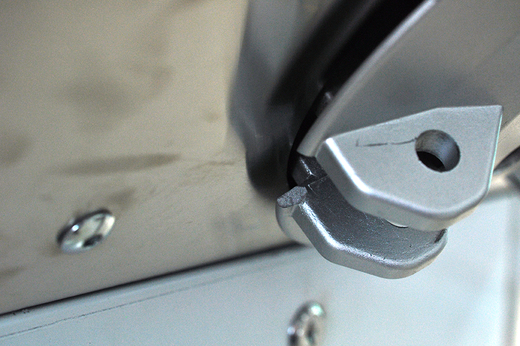 Tornello Barriera Verticale A Tripode In Acciaio Inox Individuale Con Un Accesso Usato Garantito 38