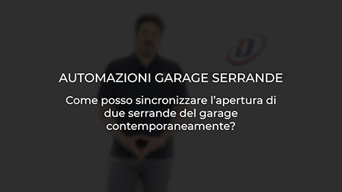 Come posso sincronizzare l’apertura di due serrande