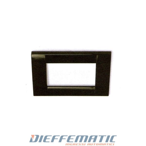 Nice 565.16743/16 Placca Rettangolare 3 Moduli Nero