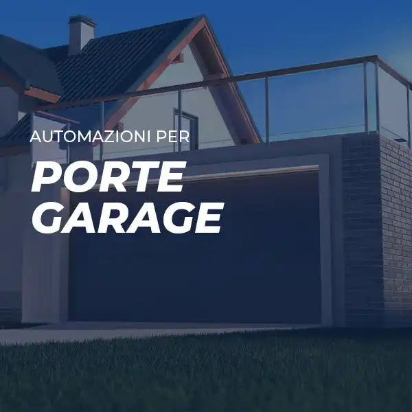 Una casa moderna con un garage e un balcone.