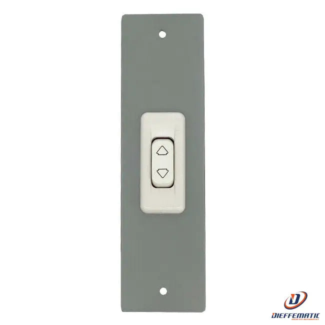 Placca 142 Mm Grigio Con Pulsante Copri Avvolgitore Motore